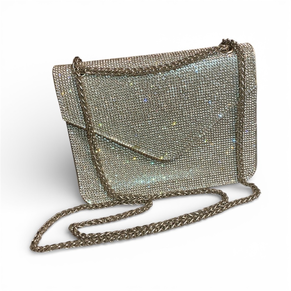 Glamorous Gold Chain Evening Clutch - Picture 9 of 11